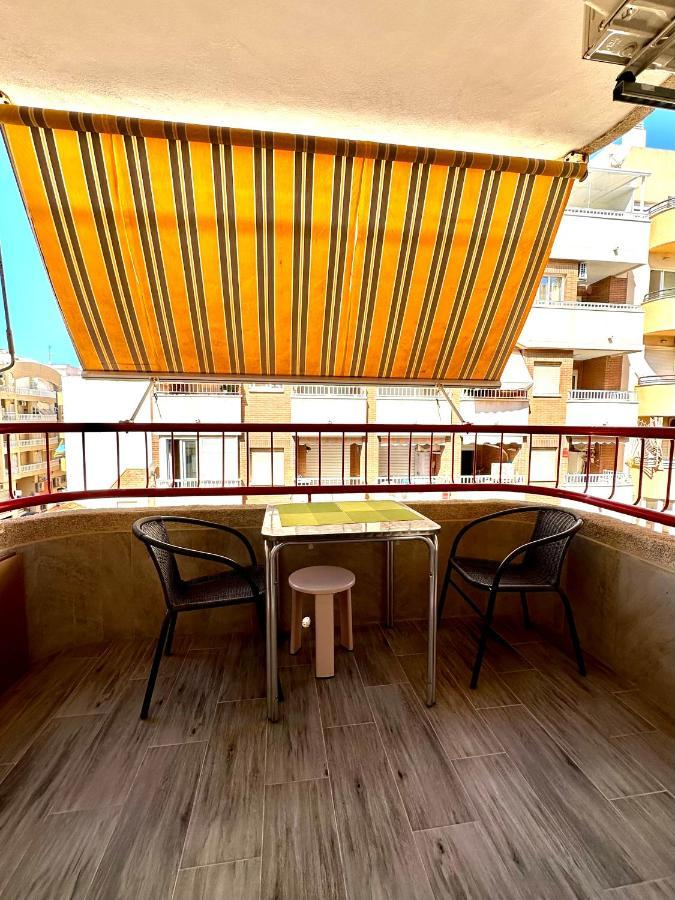 Studio Monserrate H Torrevieja Kültér fotó