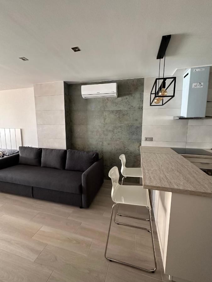Studio Monserrate H Torrevieja Kültér fotó